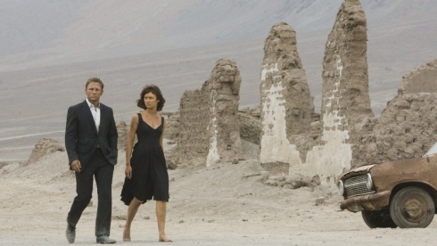 200811-bond22-01.jpg